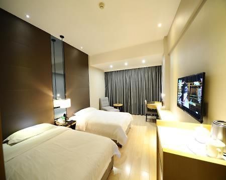 Super 8 Guangzhou Railyway Station Hotel Bagian luar foto