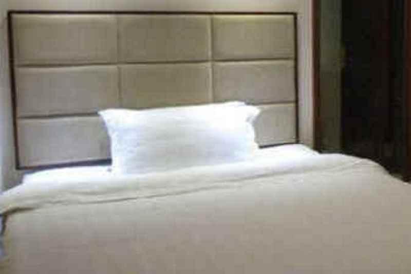 Super 8 Guangzhou Railyway Station Hotel Bagian luar foto