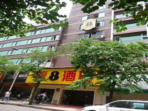 Super 8 Guangzhou Railyway Station Hotel Bagian luar foto